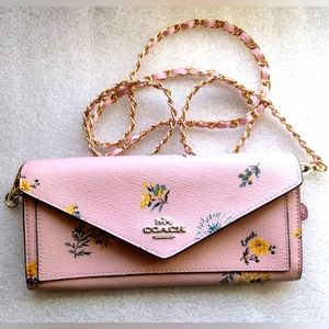Coach WOC Dandelion Floral Pink Soft Envelope Clutch